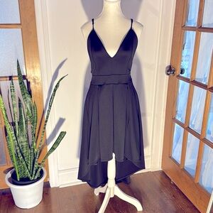 🖤🖤 gorgeous black little dress size L!🖤🖤